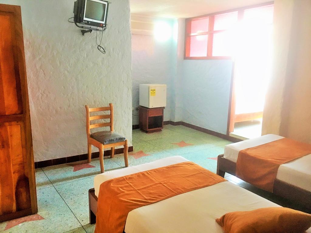 Hostal Estrella De Mar Puerto Ayora  Rum bild