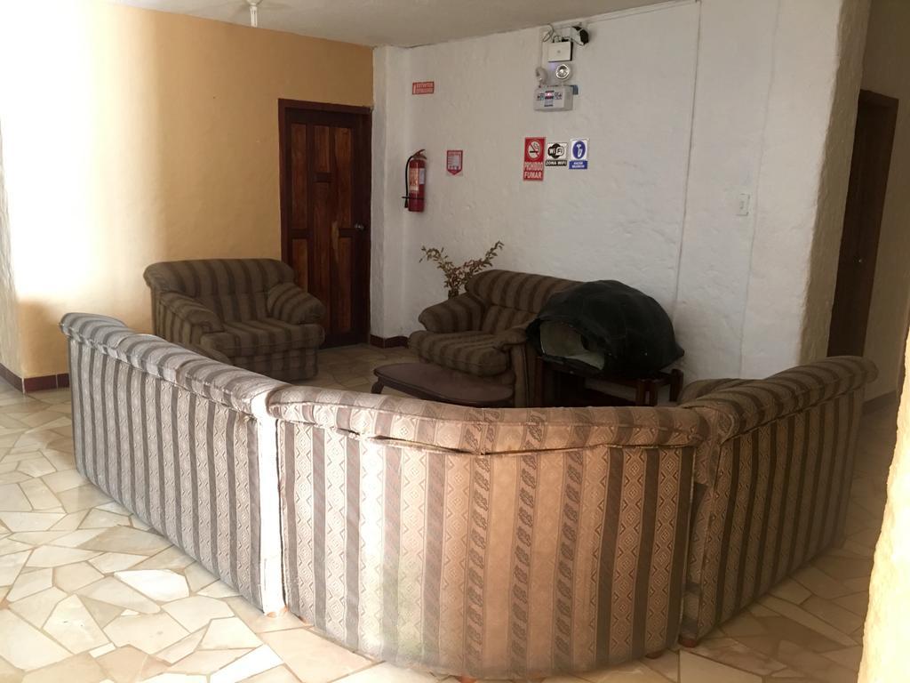 Hostal Estrella De Mar Puerto Ayora  Exteriör bild