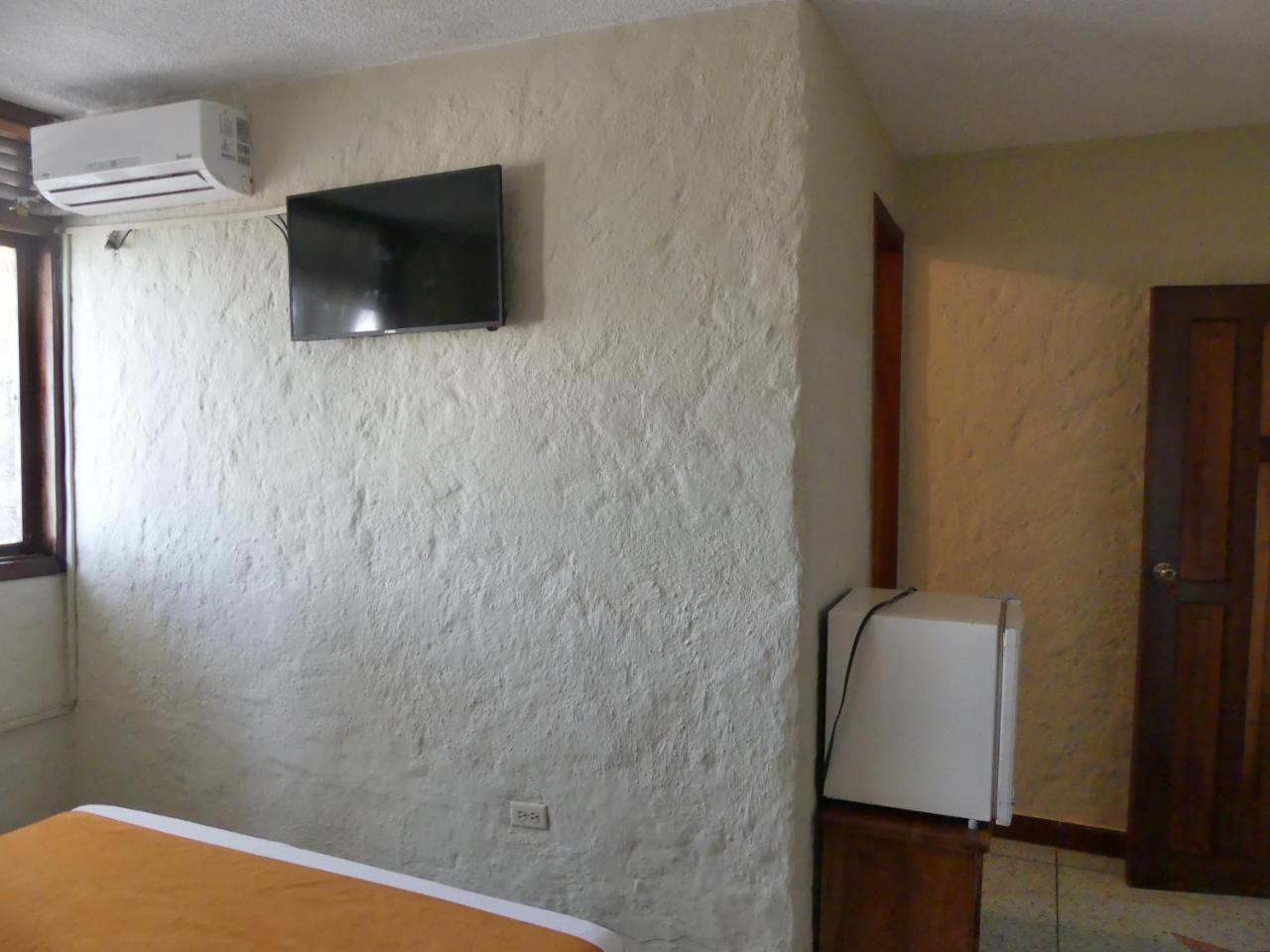 Hostal Estrella De Mar Puerto Ayora  Exteriör bild